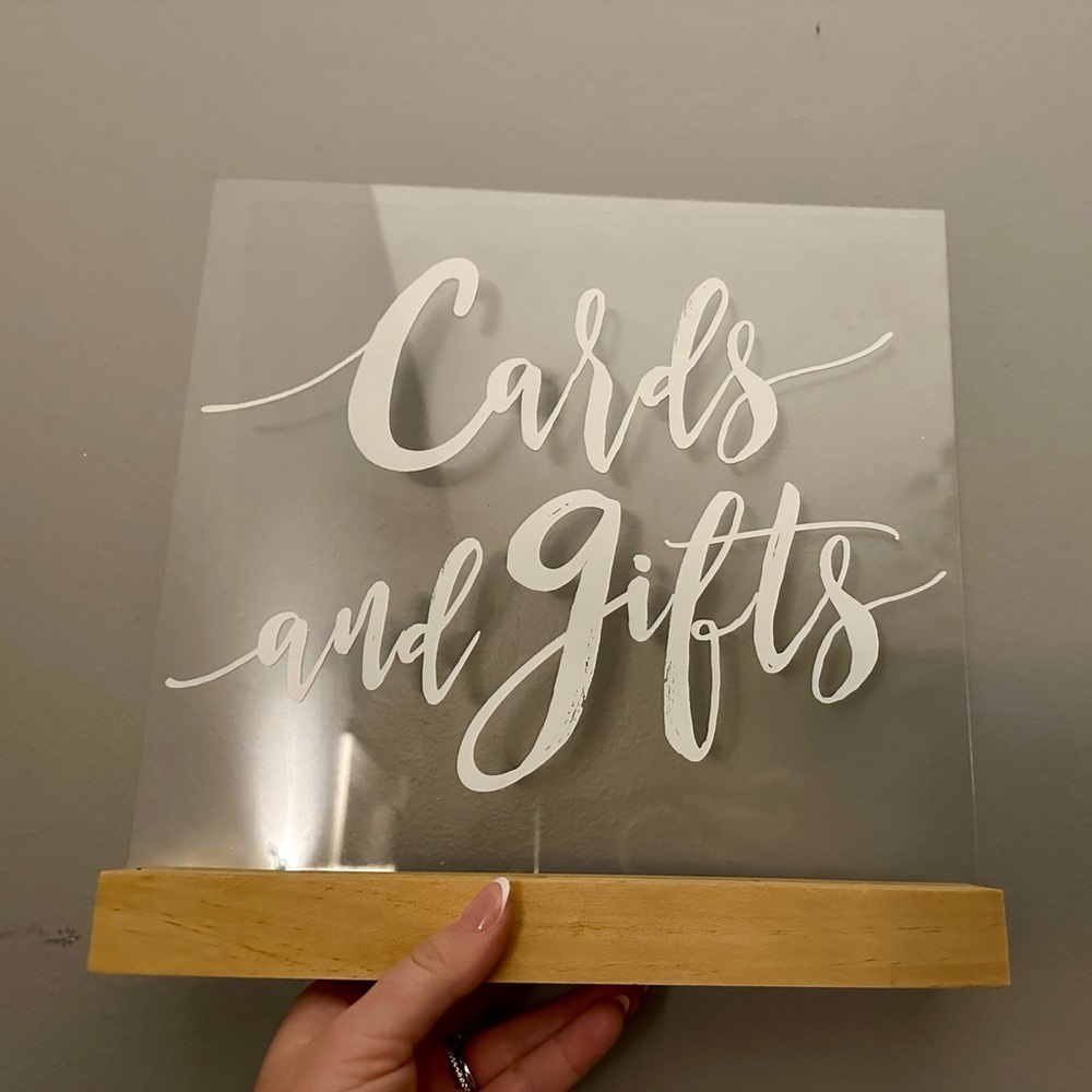 Clear 'Cards and Gifts' Sign with Wooden Base